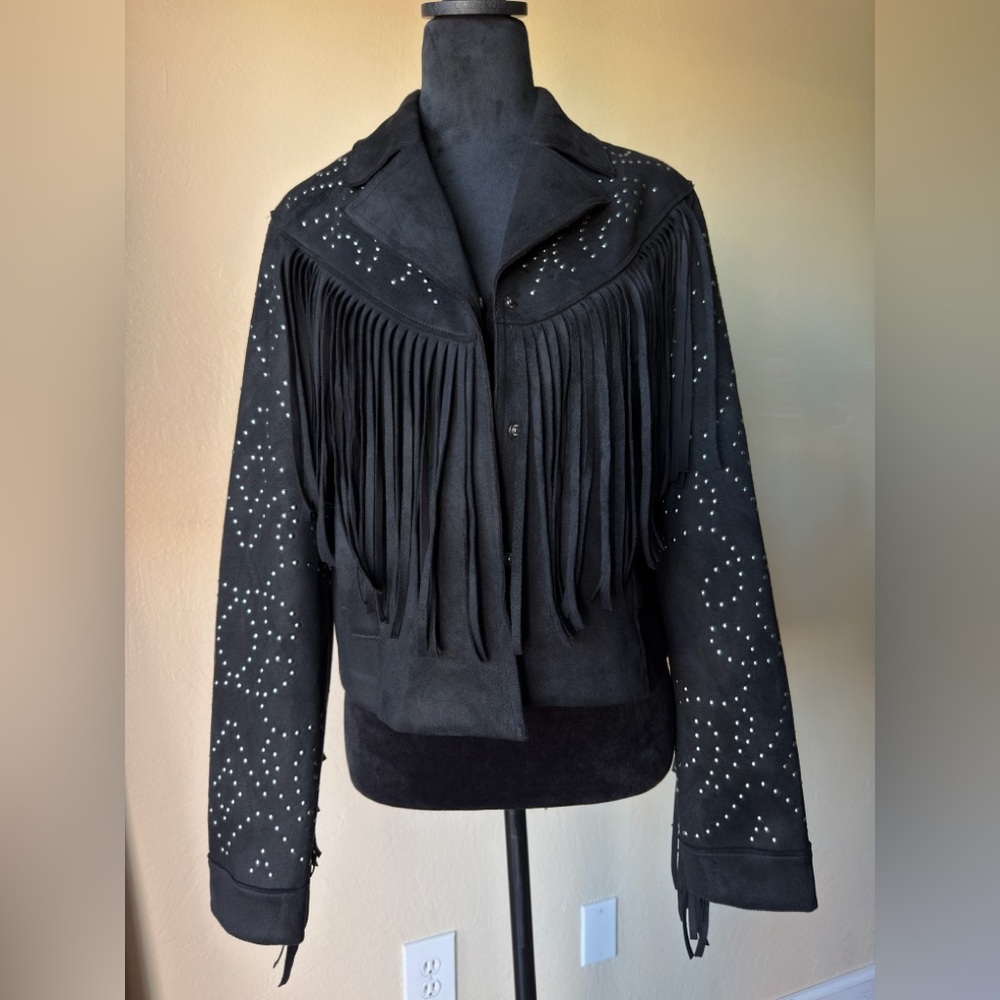 FRINGE AND STUDDED FAUX SUEDE SNAP JACKET idyllwind Blair size small - Picture 6 of 11